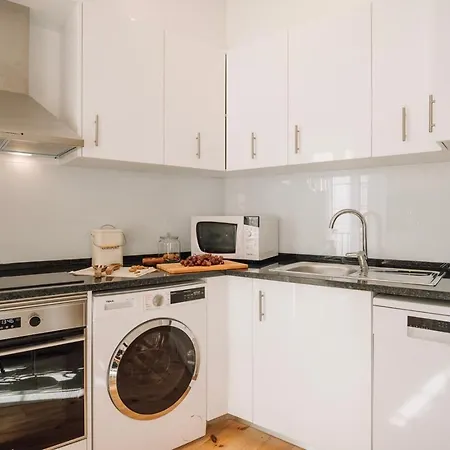 Tempio - 1 Bedroom And Balcony In Arroios